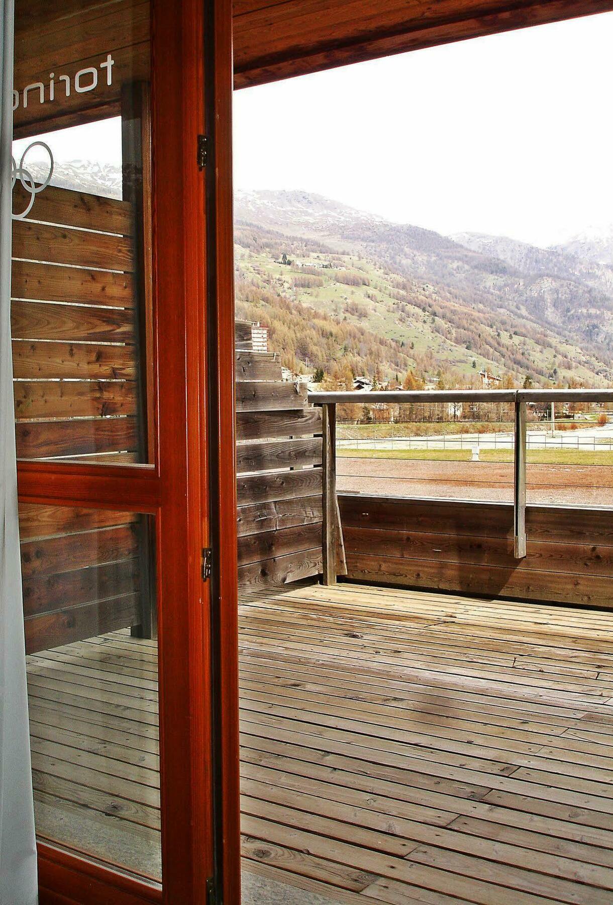 Pragelato Ski Jumping Hotel Extérieur photo